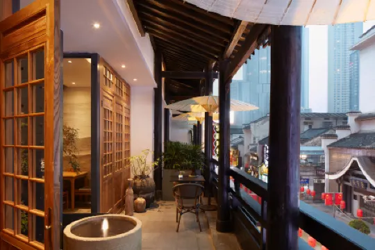 Luxi Hotel (Changsha Wuyi Square Taiping Old Street) Отели в г. Чанша