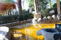 Shilin Shihai Hot Spring Hotel - Gym