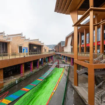 Wanzai Shanshui Yinbin Hotel