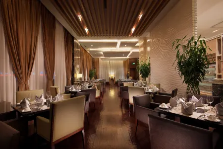 Yuehua Hotel Отели рядом с достопримечательностью «Hydrophyte Garden （South Gate）»