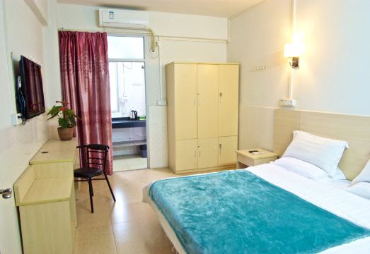 GUANGZHOUTIANHAODAJIUDIAN Over view