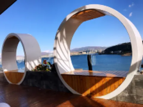 Dali sea-sky Hotel with sea-view