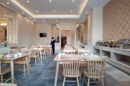 Vienna Hotel (Ji'an County Yanjingfu)