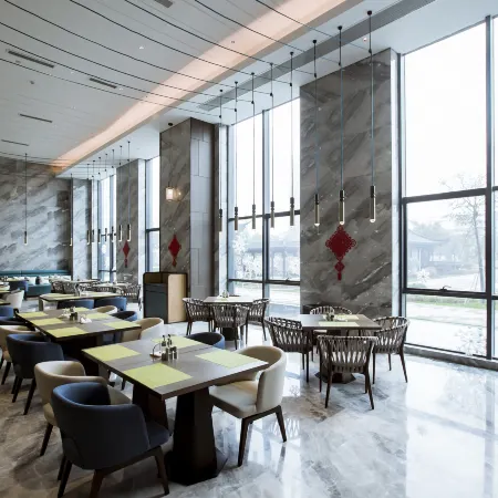 Yangtse River Hotel