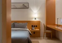Impression Lanting Leisure Hotel (Jinan West Railway Station Impression Jinan Quanshijie) - Balkoner
