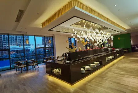 Rezen Hotel Aoyue Dongfang Отели рядом со станцией Dongfang Railway Station