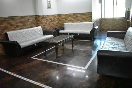 Hotel Fare Field Homes