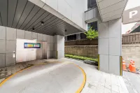 Hotel Arte Suwon - Pysäköinti
