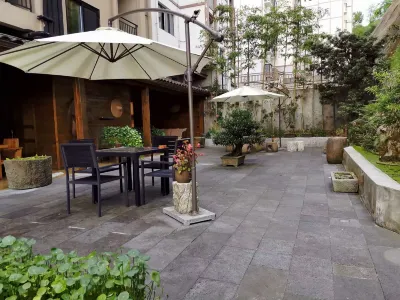 蒙特內哥羅谷山人居客棧 萬盛體育館附近的飯店