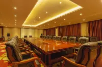 Baiyun International Hotel - parking