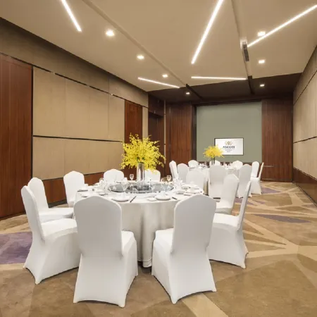 Ascott Central Wuxi Отели в г. Уси
