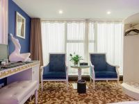 泸州28度国际酒店 - 异国温馨大床房