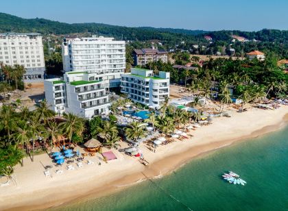 Sunset Beach Resort and Spa