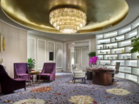 西寧新華聯ソフィテルホテル 西寧のホテル