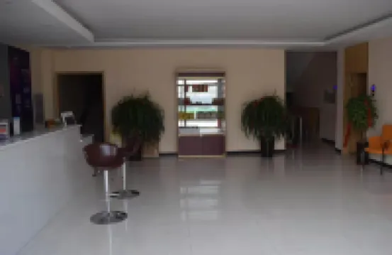 Huaxuan Hotel (Dachang Branch)