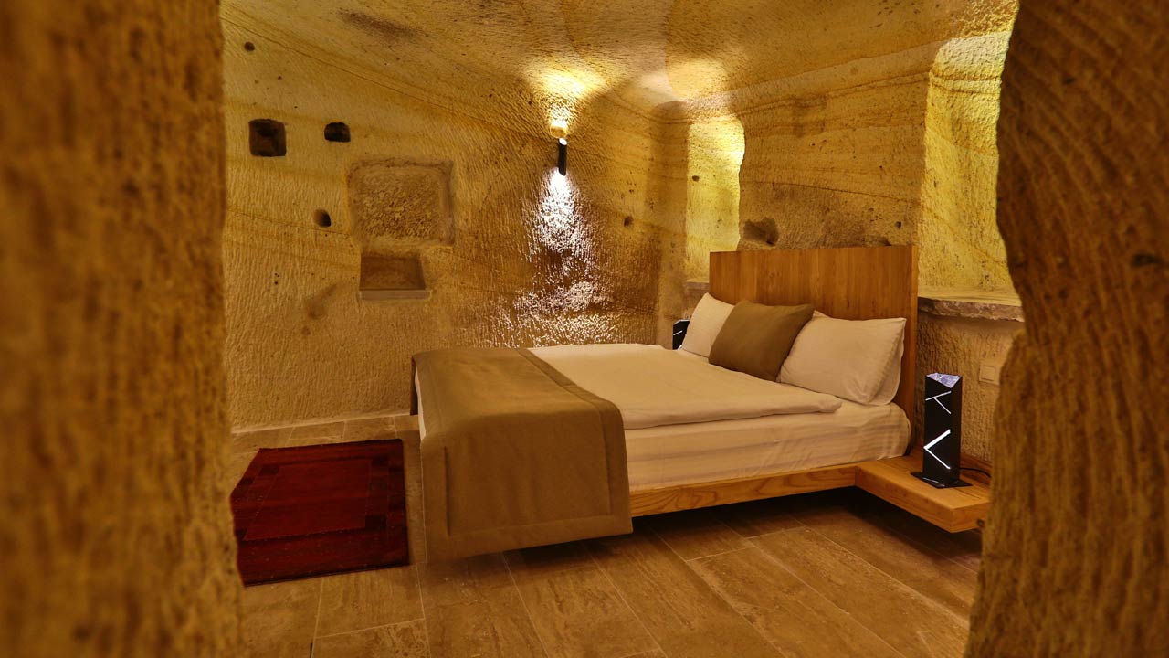 Acropolis Cave Suites