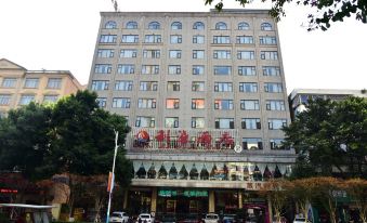 Liyuan Hotel (Hezhou Lingfeng Plaza Branch)