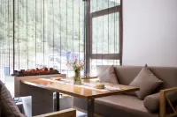 Huayu Nature Homestay (Siguniang Mountain Branch) Hotels in Xiaojin County
