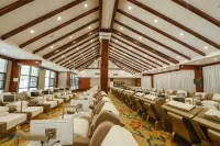 Yuanshi Buluo Wild Hot Spring Resort