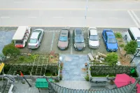 Hongcun Qiwu travel selection of Huizhou style landscape B & B Hotels in Yi County