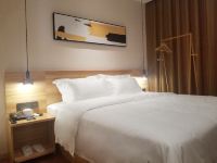 彭水亚木酒店 - 高级大床房