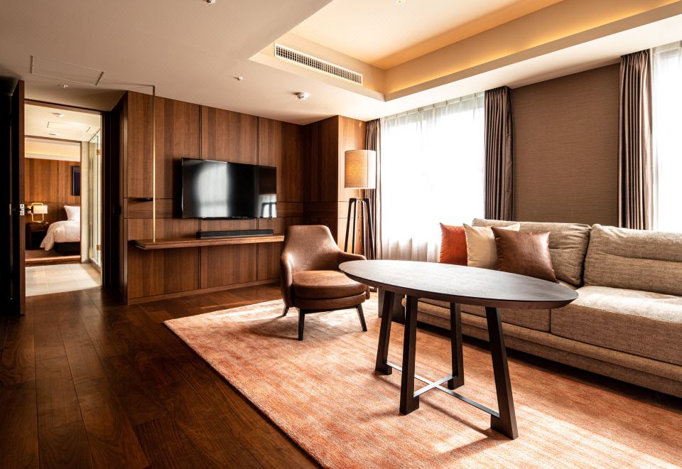 1. 더 베이직스 후..