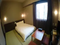 Hotel Dormy Inn Premium Hakata Canalcitymae Fukuoka Các khách sạn gần JR Kyusandaimae Station