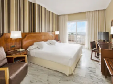 厄爾巴莫特里爾海灘商務酒店 熱帶海岸酒店