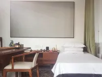 Hongtong Yelv Homestay