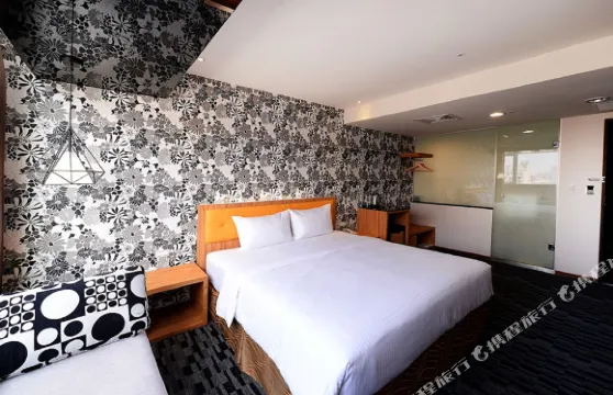 高雄泓揚精緻商旅