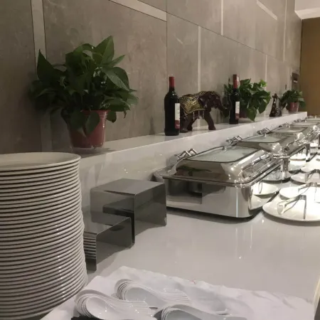 Century Zunyuan Hotel