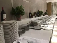 Century Zunyuan Hotel Hotel a Guannan
