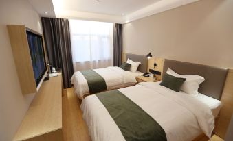 GreenTree Express Hotel (Linyi Tangtou Hot Spring Guantang Street)