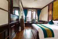 Yiyinju Holiday Hotel - balcone