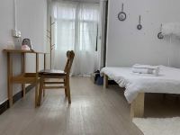珠海名居公寓 - 温馨大床房