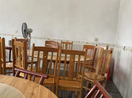 Huayuan Villa  LIuyang Отели рядом с достопримечательностью «Daweishan National Forest Park»