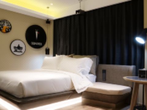 有戏电影酒店(上海陆家嘴东方明珠店) - 舒适电影大床房