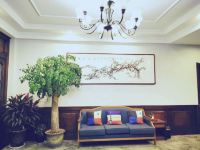 枣庄王海棠公寓 - 家庭房