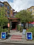 Swan Castle Menghuan Shijie Inn