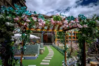 Dear Zhaizhai Hot Spring Hostel Hotels in Daocheng