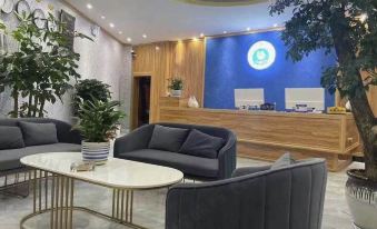 Ninglang Dejin Theme Hotel