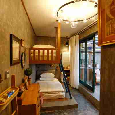橫店六喜青旅 Rooms