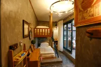 Hengdian Liuxi Youth Hotel