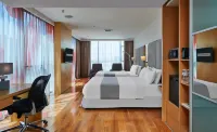 Empire Hotel Subang Hotels near The Parenthood @ Sunway Pyramid