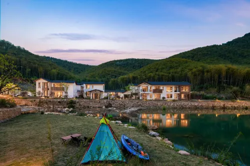 Tingjian Mountains | Luxury Wild Private Hot Spring Resort (Anji Yunshang Grassland)