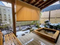 Manor House - Hot Springs