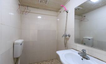Luzhou Ludong Business Hotel