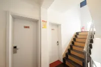 Jianhu City Holiday Hotel - 2-Star