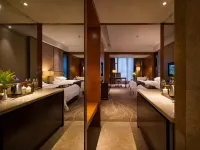 Jinlong International Hotel Hotels near Sanyuan Pagoda