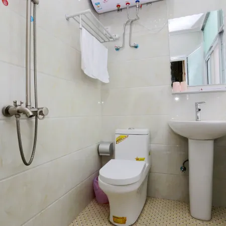 Jun Yue Hotel (Nanjing Lukou Airport) Отели рядом с Аэропорт Нанкин